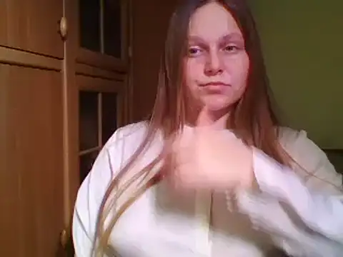 Snapshot of Evasapples chatting on 12/14/24, 08:08 Evasapples online show from 12/14/24, 08:08