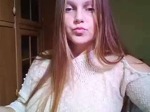 Snapshot of Evasapples chatting on 12/28/24, 05:46 Evasapples online show from 12/28/24, 05:46