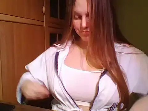 Snapshot of Evasapples chatting on 01/02/25, 09:07 Evasapples online show from 01/02/25, 09:07