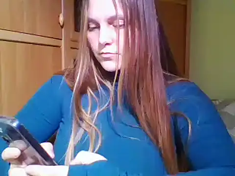 Snapshot of Evasapples chatting on 01/09/25, 03:12 Evasapples online show from 01/09/25, 03:12