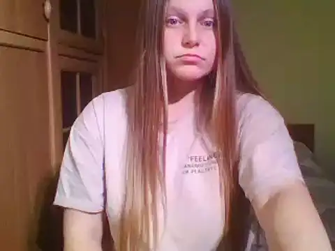 Snapshot of Evasapples chatting on 02/11/25, 07:16 Evasapples online show from 02/11/25, 07:16