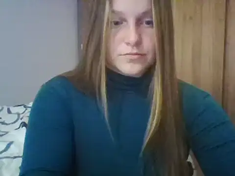 Snapshot of Evasapples chatting on 02/23/25, 11:11 Evasapples online show from 02/23/25, 11:11