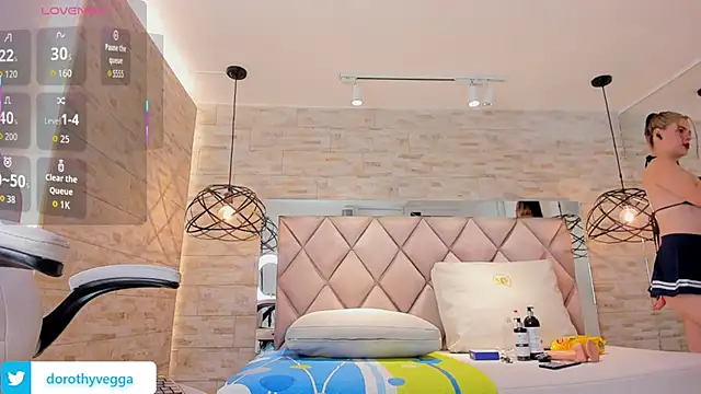 dorothy vegga online show from 10/21/25, 04:02