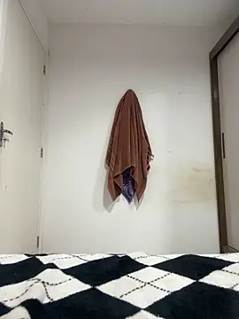 Maduanne online show from 02/01/25, 03:08