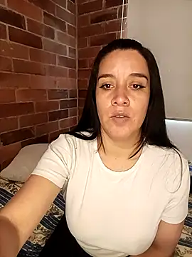 Gabriela squirt02 online show from 09/29/25, 08:57