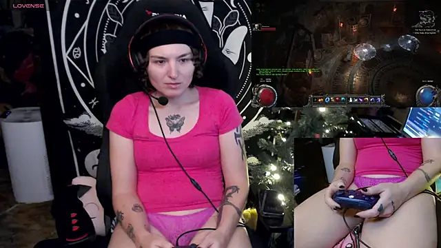 BrandiWRLD 999 online show from 12/26/24, 01:07