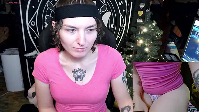 BrandiWRLD 999 online show from 01/02/25, 07:18