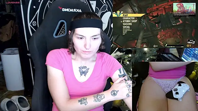 BrandiWRLD 999 online show from 01/09/25, 12:57