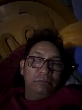 Snapshot of ardiente47 chatting on 09/26/25, 11:42 ardiente47 online show from 09/26/25, 11:42