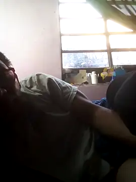 Snapshot of ardiente47 chatting on 10/09/25, 09:13 ardiente47 online show from 10/09/25, 09:13