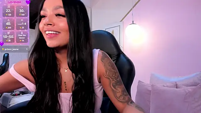 emma carterr1 online show from 02/13/25, 09:27