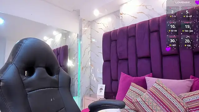 emma carterr1 online show from 09/28/25, 02:44