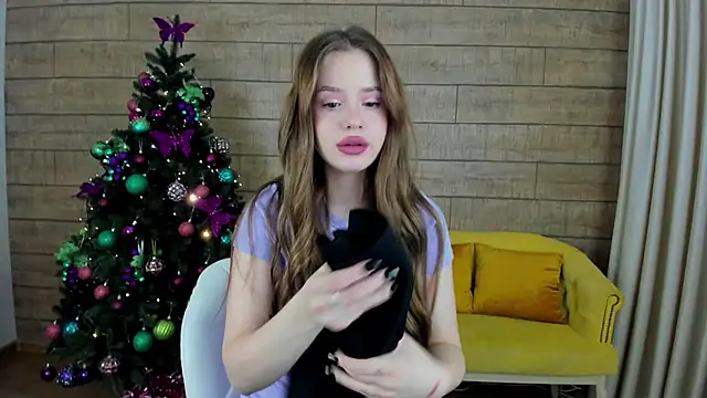 Snapshot of MilanaBalmain chatting on 12/22/24, 03:44 MilanaBalmain online show from 12/22/24, 03:44