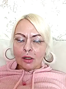 Gardener of Illusions online show from 02/10/25, 06:09