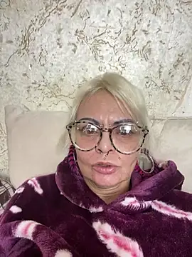 Gardener of Illusions online show from 02/25/25, 03:31