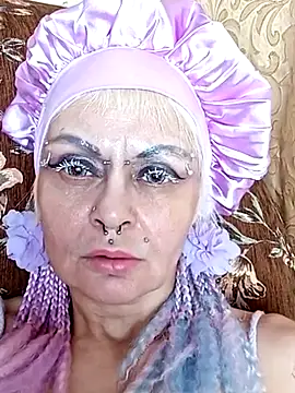 Gardener of Illusions online show from 03/14/25, 05:24