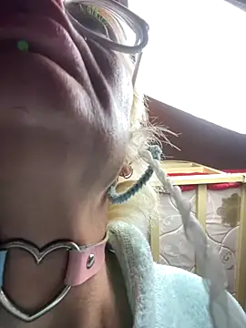 Gardener of Illusions online show from 11/27/25, 11:23