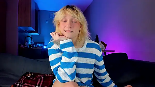 Gregory Byyrd online show from 12/24/24, 07:22