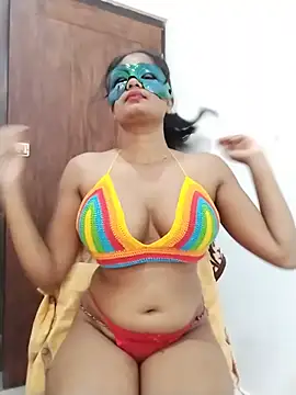 Snapshot of Zaraangle chatting on 07/14/26, 04:17 Zaraangle online show from 07/14/26, 04:17