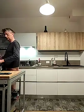 Coolandgang online show from 12/14/24, 06:24