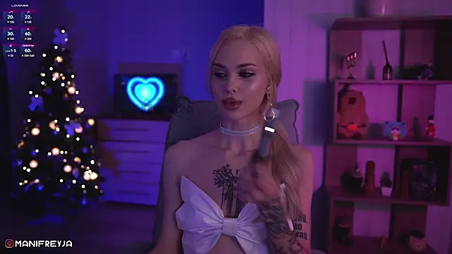 ManiFreyja online show from 01/04/25, 05:47