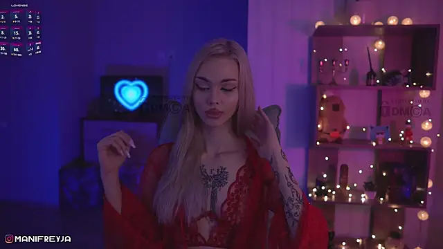 ManiFreyja online show from 01/19/25, 09:34