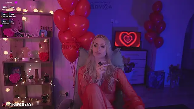 ManiFreyja online show from 02/26/25, 06:11