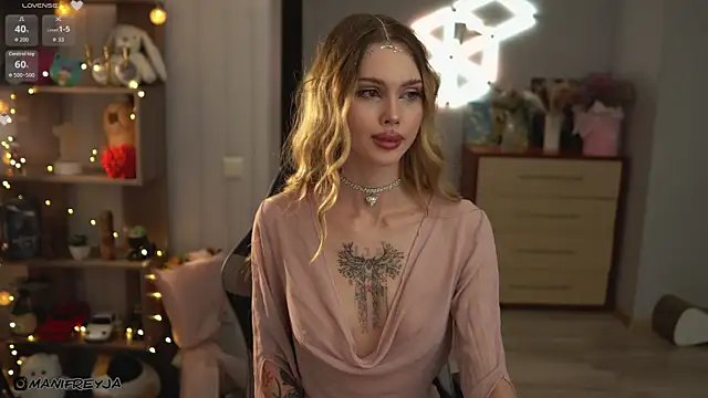 ManiFreyja online show from 10/07/25, 05:32