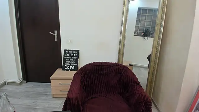 Snapshot of Kathy_Evvy chatting on 02/28/25, 01:37 Kathy Evvy online show from 02/28/25, 01:37