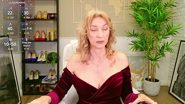 LadyLeea online show from 03/26/26, 06:08