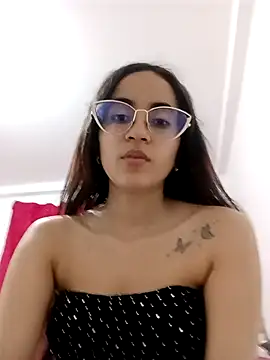 Mia Fischer online show from 03/06/25, 01:37