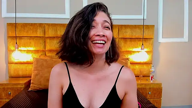 Snapshot of adarussell chatting on 01/20/25, 04:23 adarussell online show from 01/20/25, 04:23