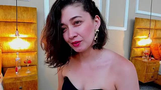 Snapshot of adarussell chatting on 01/26/25, 05:23 adarussell online show from 01/26/25, 05:23