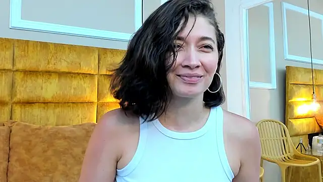 Snapshot of adarussell chatting on 03/06/25, 04:28 adarussell online show from 03/06/25, 04:28