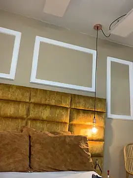 Snapshot of adarussell chatting on 03/08/25, 01:03 adarussell online show from 03/08/25, 01:03