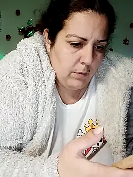 kittymorenita26 online show from 01/10/25, 09:31