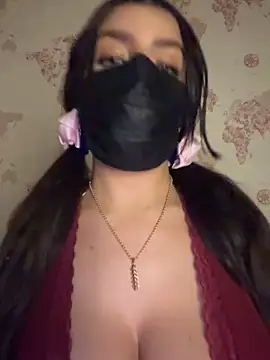 shanelle0 online show from 04/16/26, 12:55