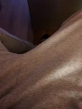 Snapshot of Polish41 chatting on 10/25/25, 10:37 Polish41 online show from 10/25/25, 10:37