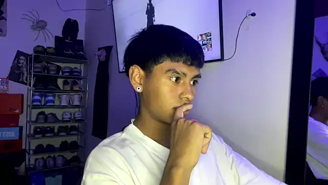  Billowy  online show from 11/08/25, 10:41