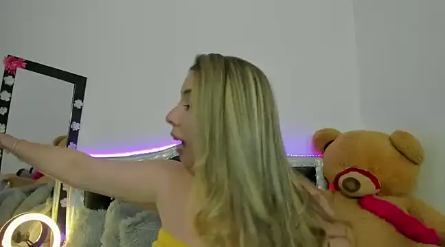 JanneKim online show from 01/22/25, 06:10