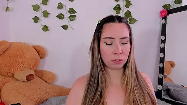 JanneKim online show from 09/26/25, 04:00