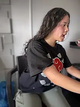 Paloma  LS online show from 01/29/25, 08:04