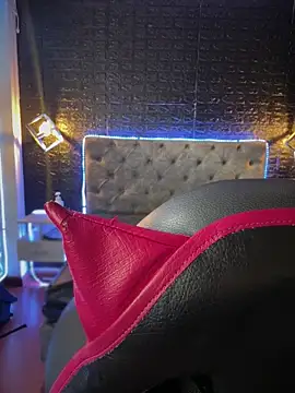 Paloma  LS online show from 12/03/25, 07:23