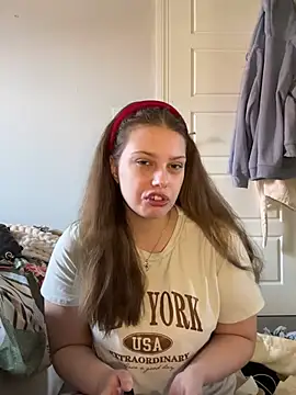 Krystal Tx online show from 03/11/25, 10:40