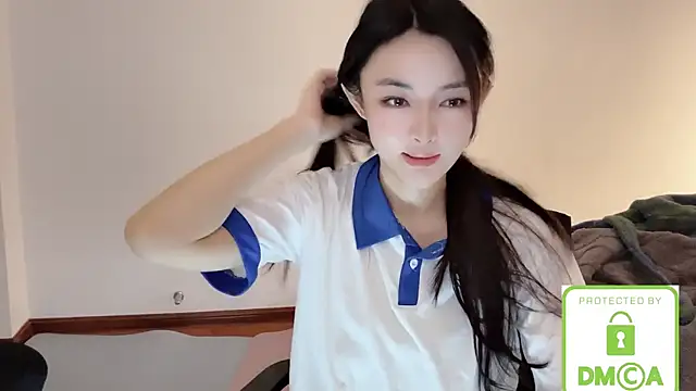 SarahYang online show from 09/26/25, 05:55