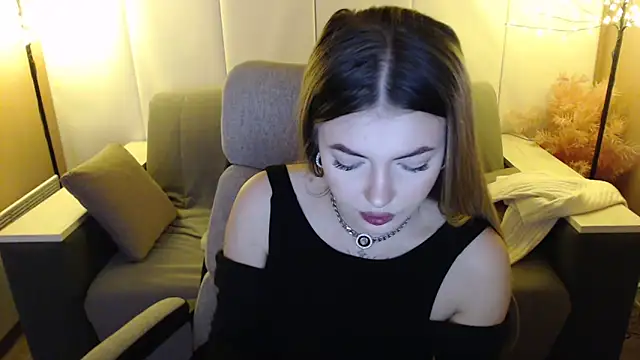 Snapshot of Ritaneer chatting on 03/08/25, 09:06 Ritaneer online show from 03/08/25, 09:06