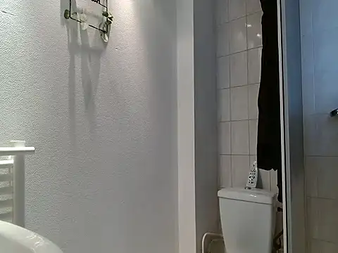 Lauzo21 online show from 01/18/26, 01:04