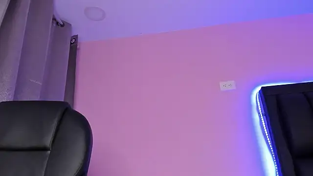 AbbySmiitth  online show from 02/20/25, 03:19