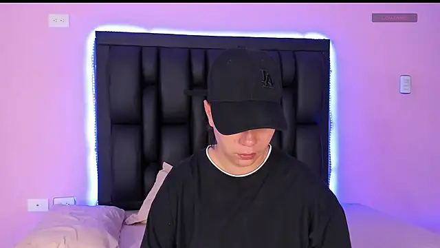 AbbySmiitth  online show from 02/25/25, 12:34