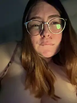 Snapshot of yourcutesarah chatting on 05/01/26, 06:07 yourcutesarah online show from 05/01/26, 06:07